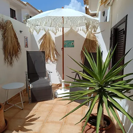 Casa Dos Angeles - In The Sunny South Of Tenerife Чайофа