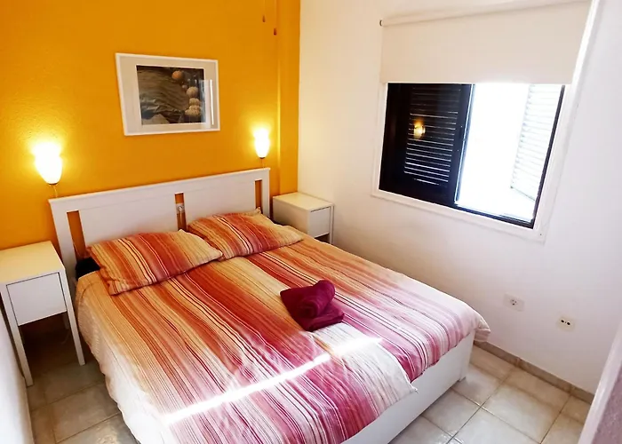 Дом отдыха Casa Dos Angeles - In The Sunny South Of Tenerife Чайофа
